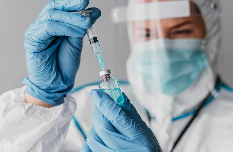 España recibió 1,2 millones de dosis de las vacunas contra Covid-19 de Pfizer-BioNTech