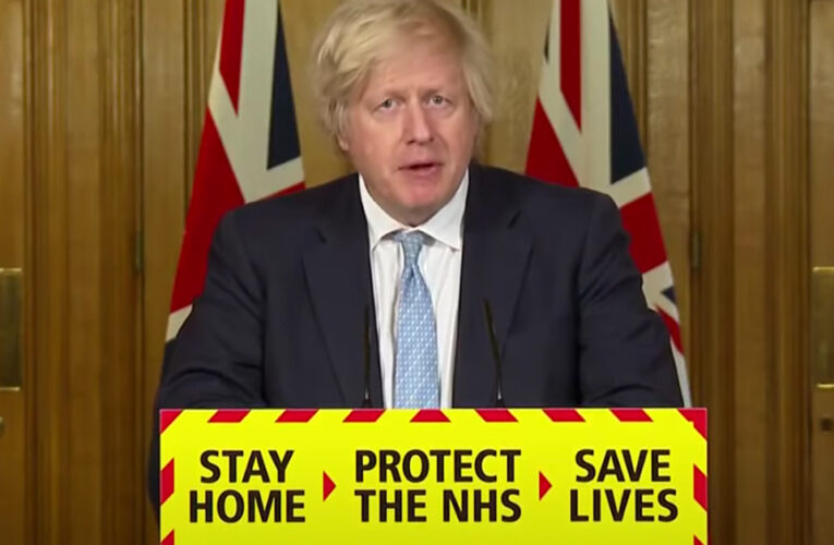 Boris Johnson ha asegurado a los británicos que la vacuna de AstraZeneca es segura y efectiva