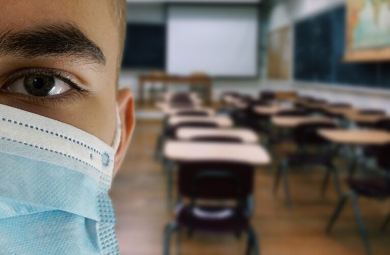 Coronavirus retraso el nivel educativo de los estudiantes un año