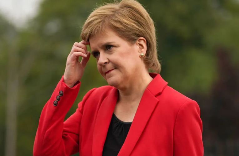 Nicola Sturgeon renunció como primera ministra de Escocia después de más de ocho años en el cargo