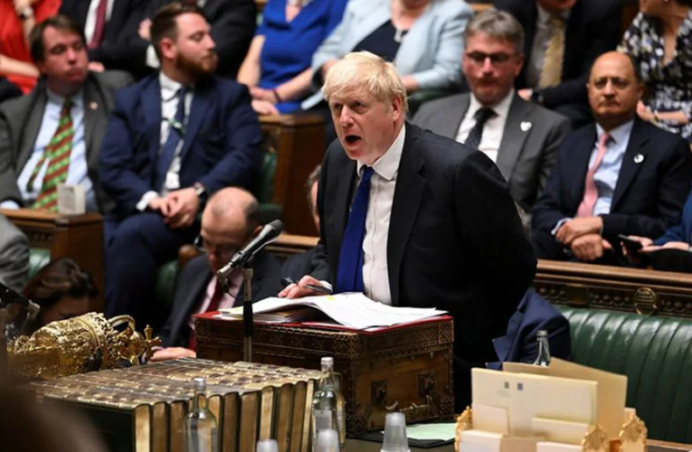 Futuro político del exprimer ministro, Boris Johnson sigue en duda