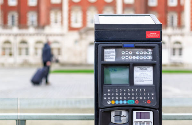 Avance digital provoca la eliminación de máquinas de estacionamiento en Inglaterra
