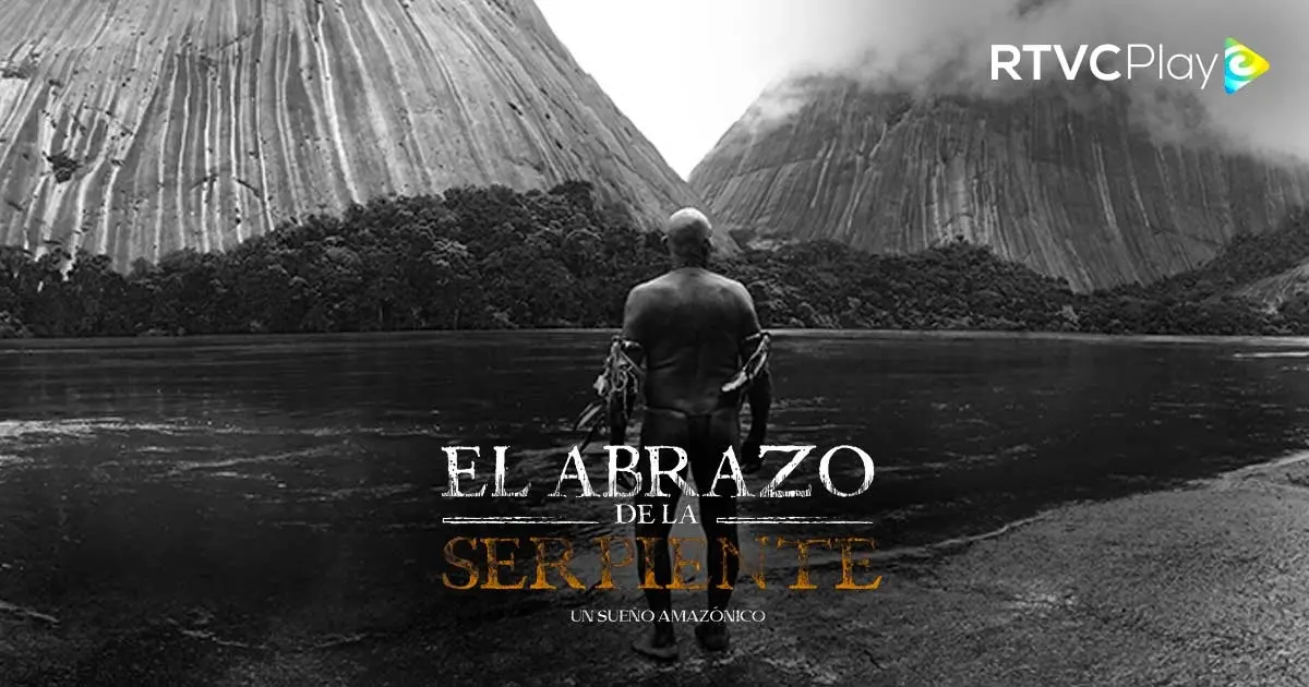 Escena de la película colombiana El abrazo de la serpiente en la Amazonía