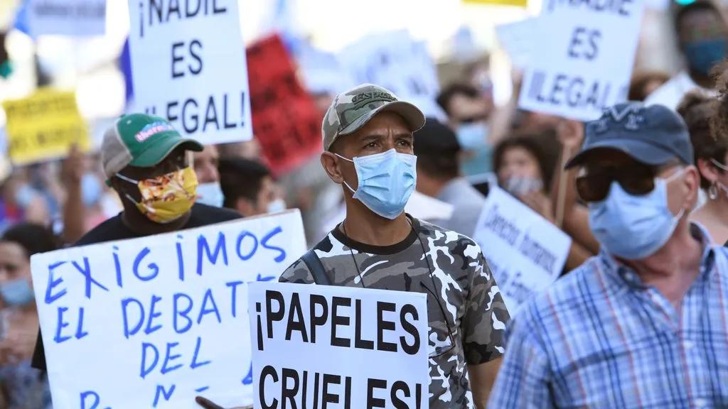 Migrantes protestan en España contra ajustes en la Ley de Extranjería