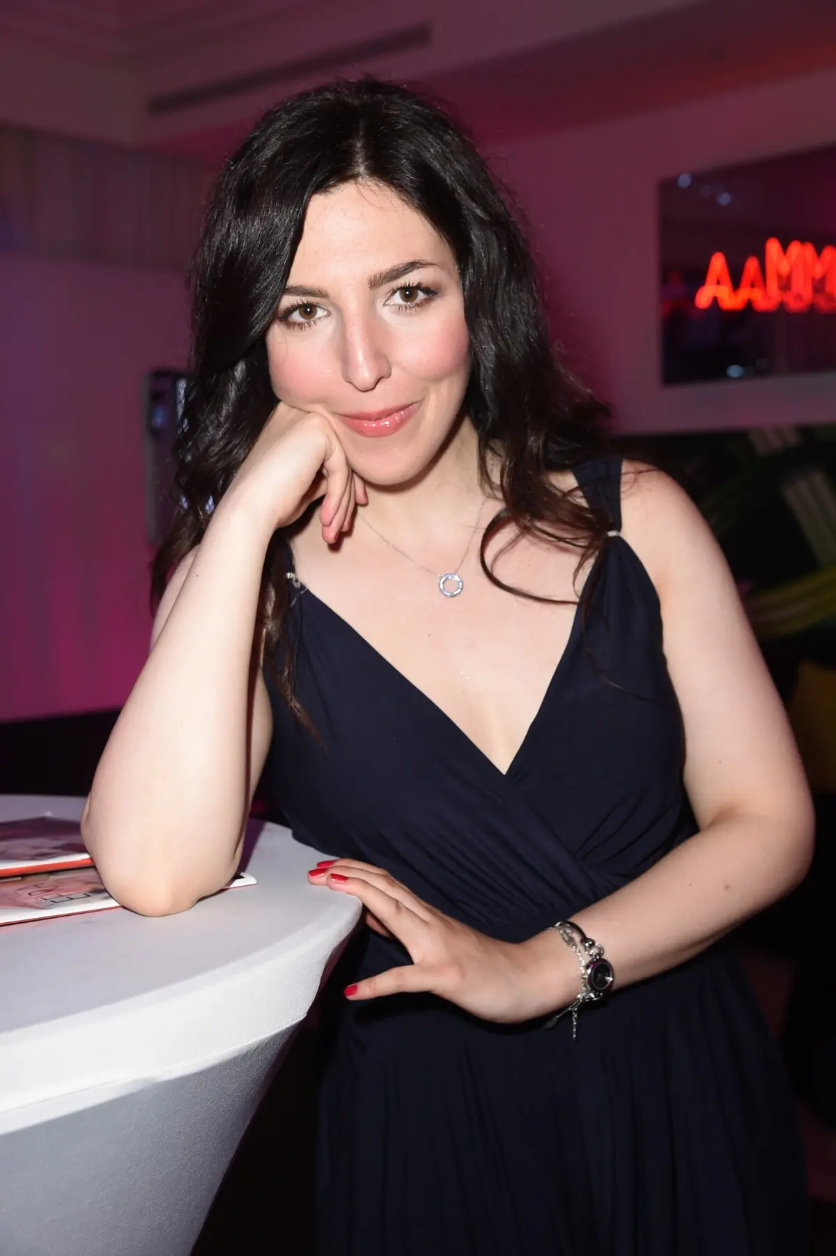 Aurélia Khazan actriz francesa durante una entrevista exclusiva en París.