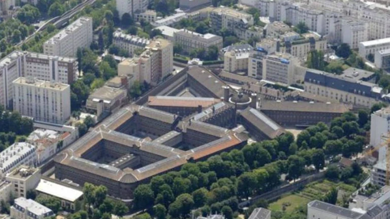 Prisión La Santé donde se encuentra Sarkozy en prisión.