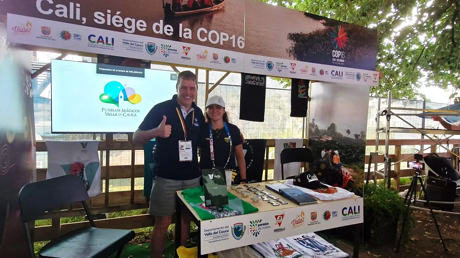 Caleños en Londres promueven el Valle del Cauca durante un evento internacional en París.
