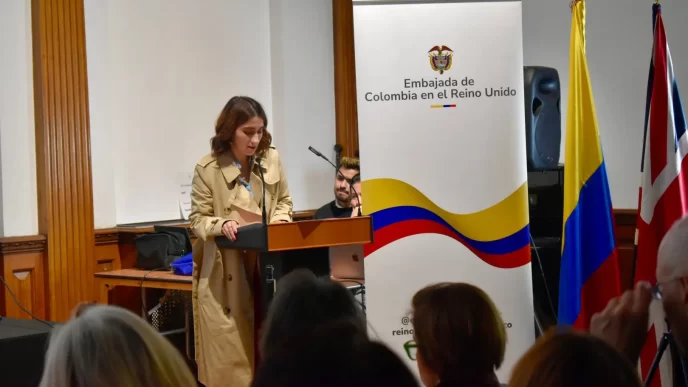 Embajadora Laura Sarabia en evento sobre historia colombo-británica.