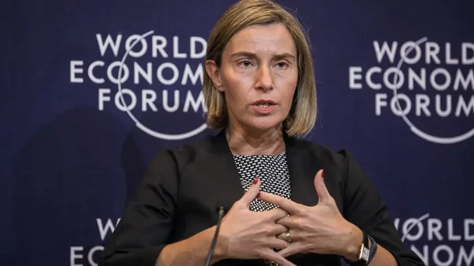Federica Mogherini durante una conferencia antes de conocerse su imputación