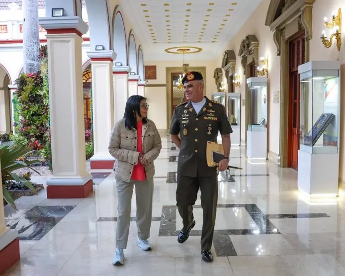 Quien gobierna Venezuela hoy en la alianza civil y militar del poder interino.