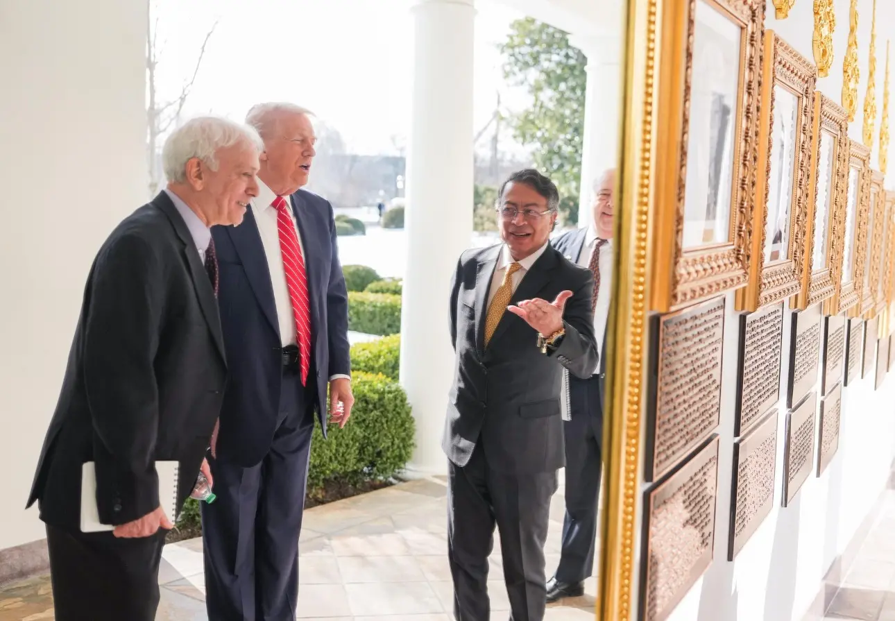 Trump Petro Casa Blanca recorren instalaciones oficiales