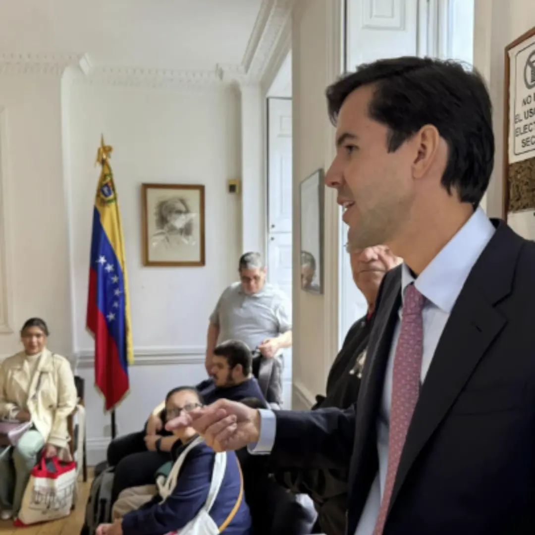 Venezuela y Reino Unido retoman relaciones en reunión diplomática en Londres