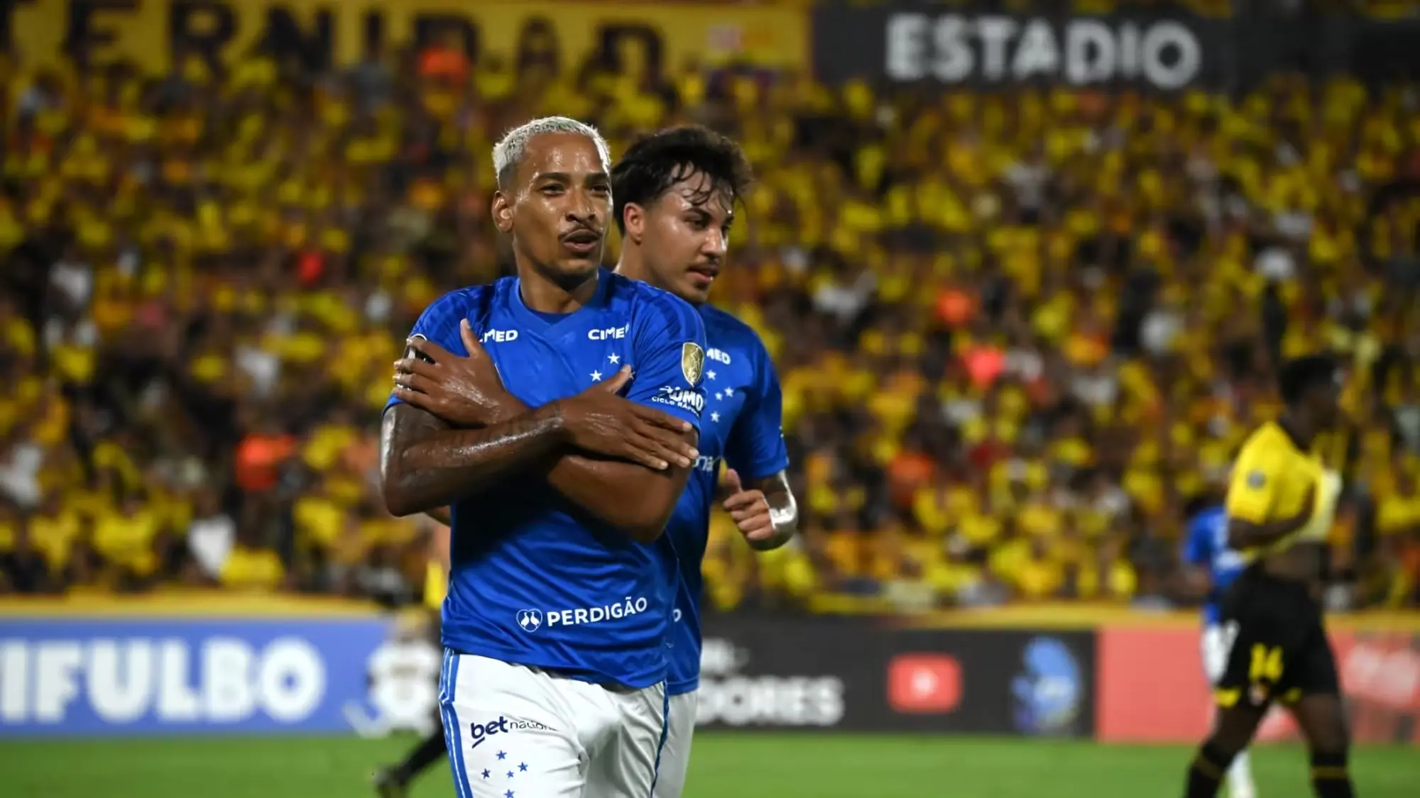 primera jornada Libertadores 2026 Racing Club celebra triunfo en Bolivia