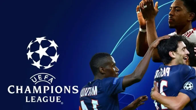 Jugadores del PSG celebran ante el logo de la UEFA Champions League, previa a la final Champions League 2026 PSG Arsenal en Budapest