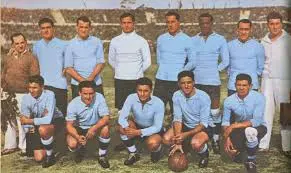 Historia Mundial 1930 con la selección de Uruguay campeona del primer Mundial disputado en Montevideo.