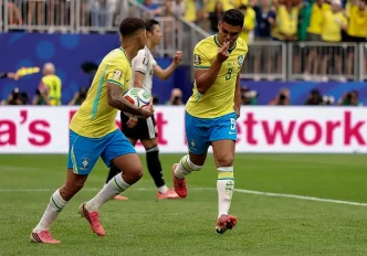 Casemiro celebra el gol del empate 1-1 ante la difícil Japón. Al final, la cararinha se llevó el encuentro y el pase a los octavos de final con gol de Martinelli.