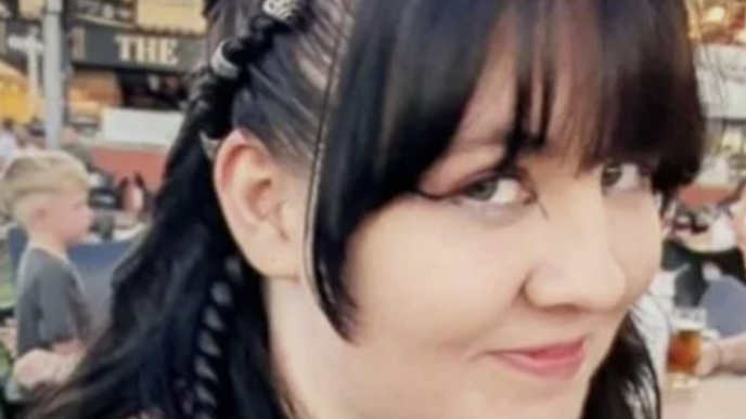 Imagen de Lilly.jpg, la joven desaparecida y posteriormente encontrada sin vida en Blaina, Gales.