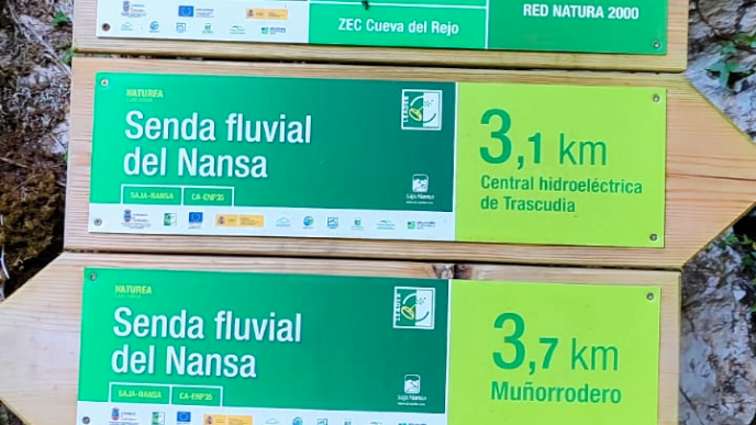 Señalización de la Senda Fluvial del Nansa en Cantabria, parte del área de actuación del proyecto Steps for Life.
