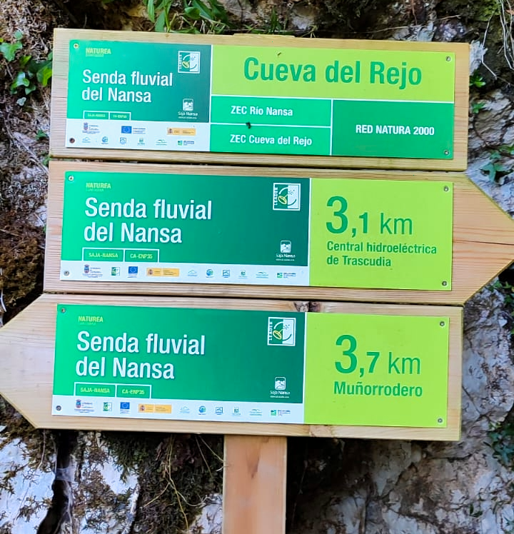 Señalización de la Senda Fluvial del Nansa en Cantabria, parte del área de actuación del proyecto Steps for Life.