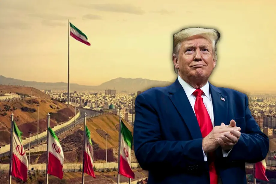 Donald Trump aparece sobre un fondo con banderas de Irán y una vista del estrecho de Ormuz, en una imagen que simboliza la creciente tensión entre Estados Unidos e Irán.