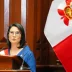 Keiko Fujimori con la banda presidencial durante su discurso de toma de posesión en Perú.