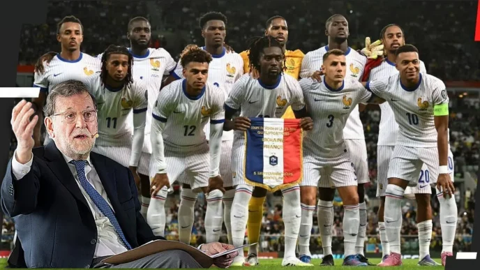 Mariano Rajoy durante su intervención mediática superpuesto a una imagen de la selección de fútbol de Francia.