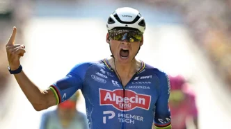 Mathieu van der Poel celebrando su victoria en la etapa 9 del Tour de Francia 2026.