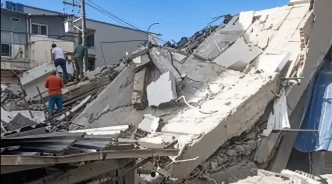 Daños estructurales graves, caída de edificios y evaluación de emergencia tras un sismo