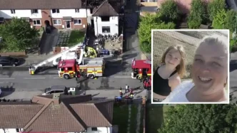 Vista aérea de la vivienda afectada por el incendio junto a un recuadro con las víctimas Valentina Foster y Natalie McDonald