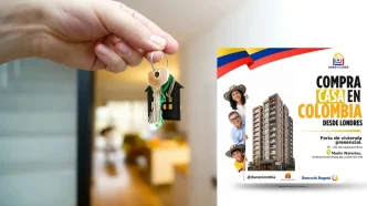 Afiche publicitario de la feria de vivienda en Londres de Casa en Casa con una mano sosteniendo llaves de una propiedad.
