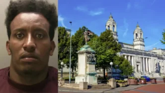 Retrato policial de Radiet Meles junto a la fachada exterior del Tribunal de la Corona de Cardiff.