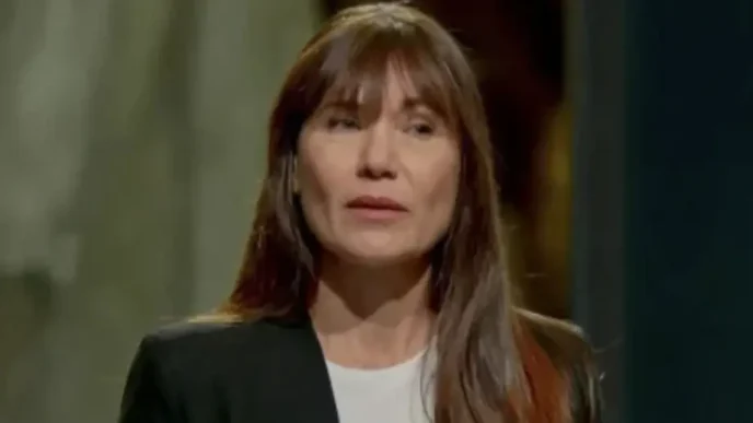 Retrato de Zulma Guzmán, de cabello castaño con flequillo y chaqueta negra, investigada por la Fiscalía.