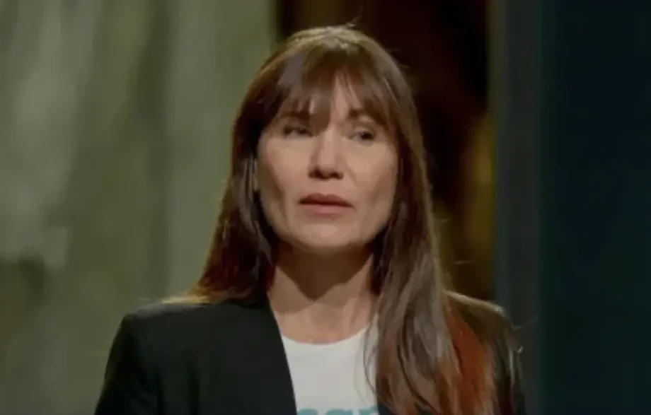 Retrato de Zulma Guzmán, de cabello castaño con flequillo y chaqueta negra, investigada por la Fiscalía.